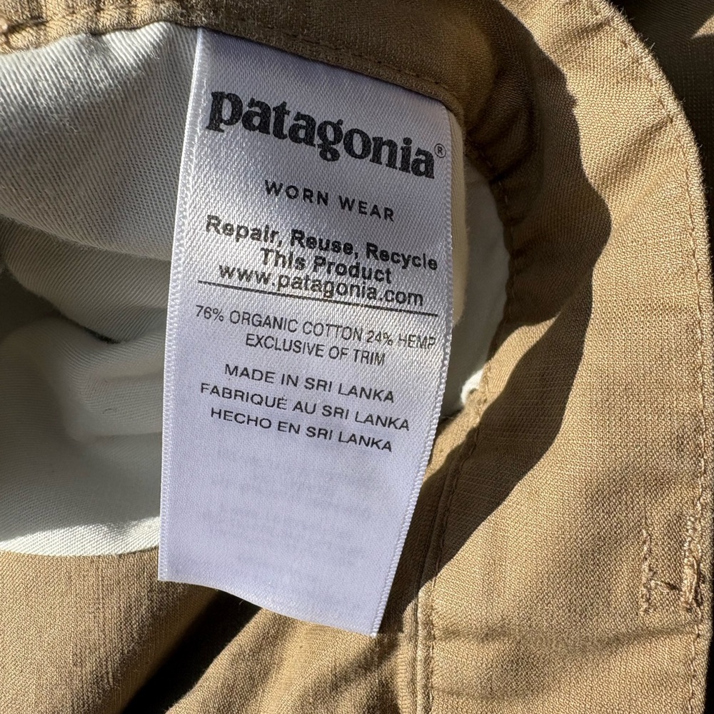 Patagonia Flat Front Khaki Shorts 76% Organic Cotton 24% Hemp Men’s Size 40 - Picture 4 of 5
